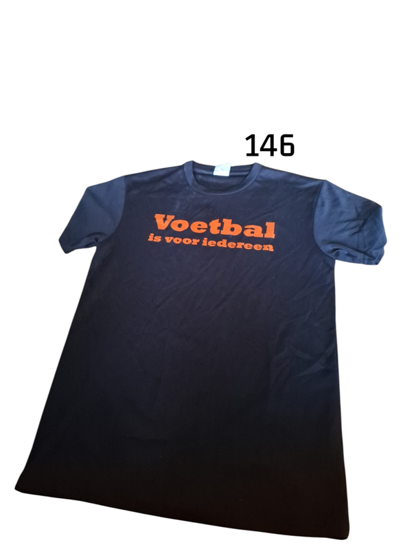 Jongens T-shirt maat 146  Bij restyle-it Jouw 2dehands Webwinkel
