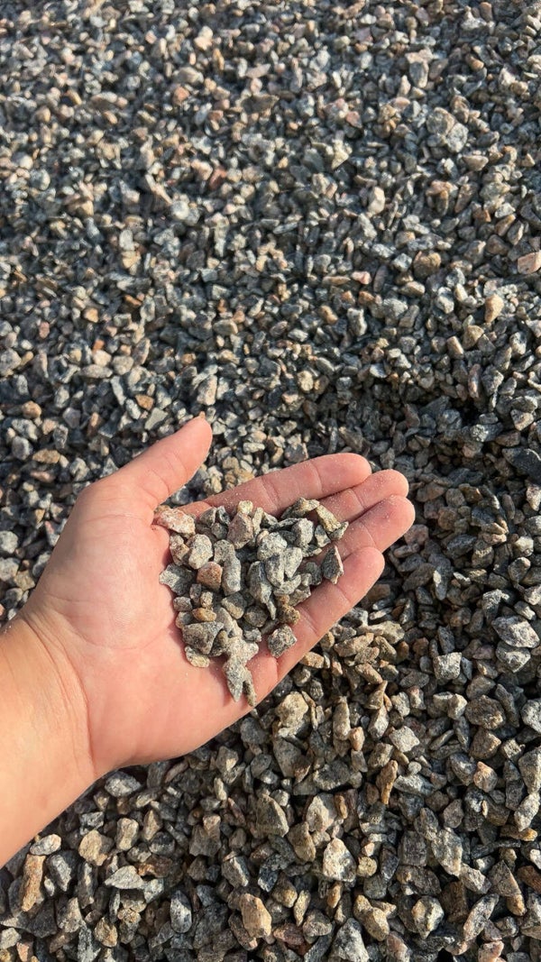 3 Tons of 78 Stone Granite Driveway Gravel