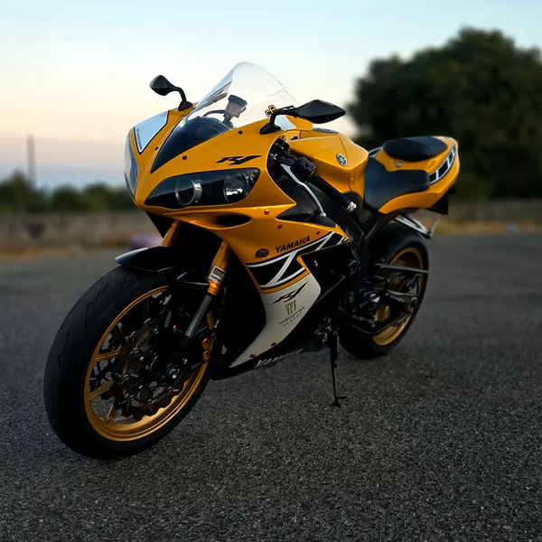 YAMAHA R1 50th anniversary Laguna Seca 2006