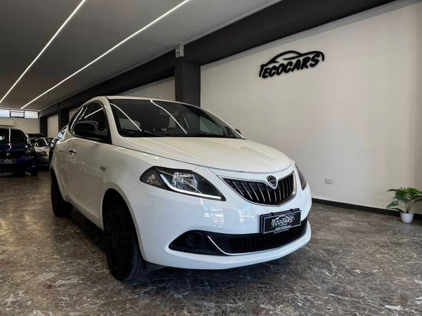 LANCIA Ypsilon 1.0 Hybrid 70cv - 2022
