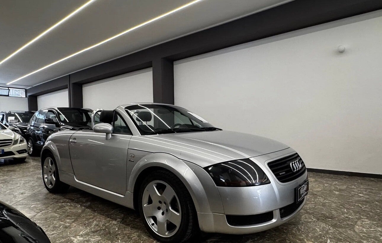 Audi TT Roadster  (MK1) 1.8 turbo 20v 225cv 4x4 - 1999