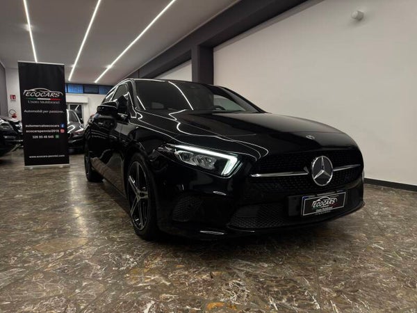 Mercedes Benz A 180d 116cv Sport 7G Night Edition - 2019