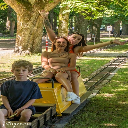 awalkintheparkmetstefkeengypsy06-2023-126-1.jpg
