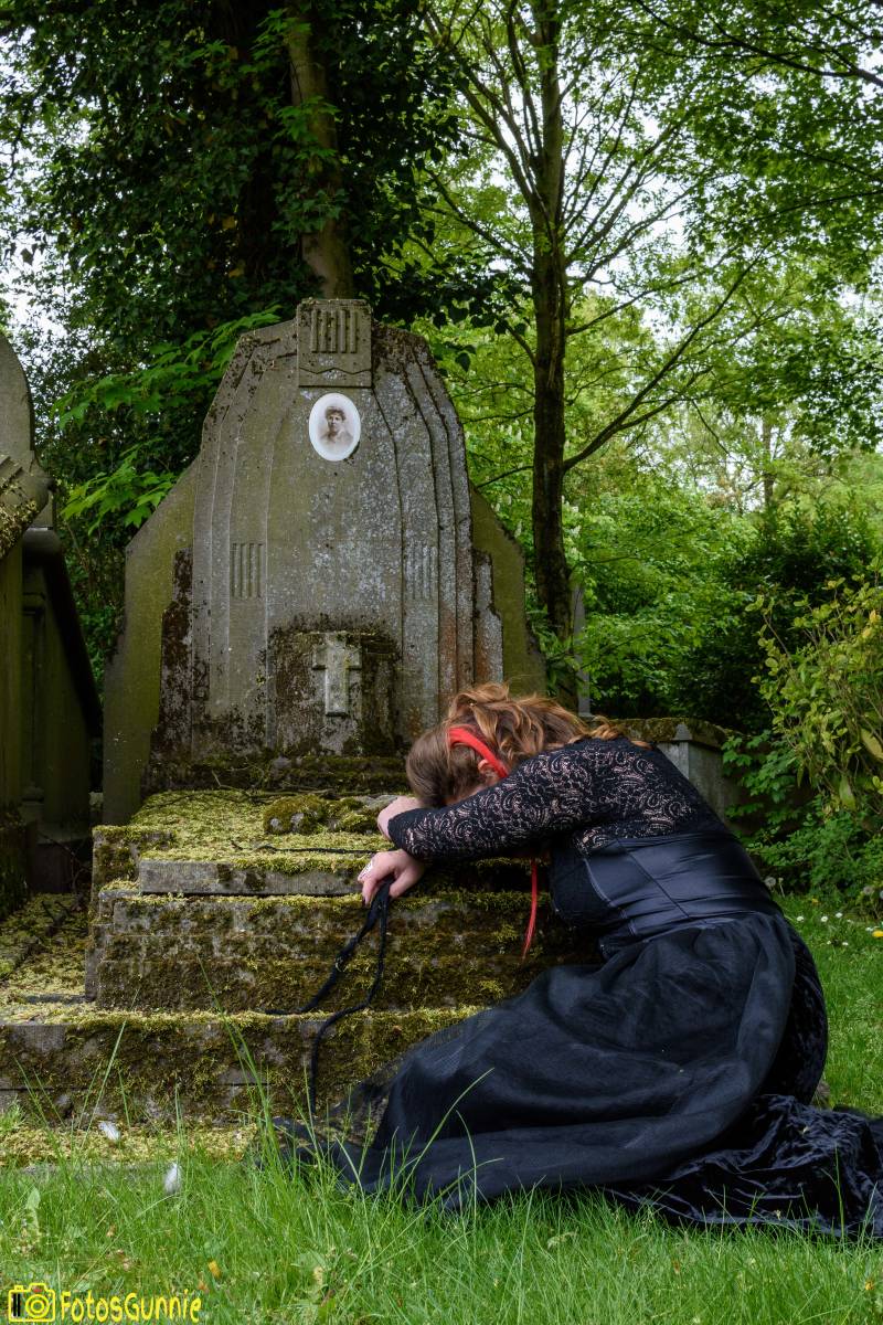 Gothicshoot-18.jpg