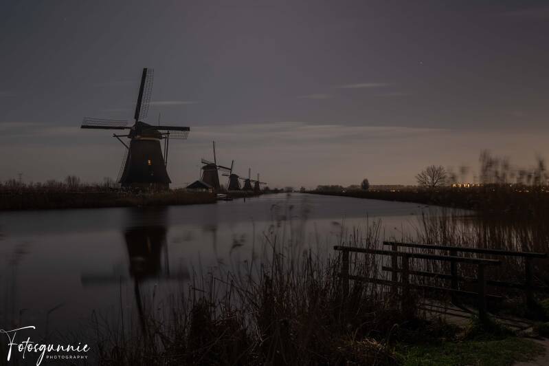 kinderdijkintheevening-24.jpg