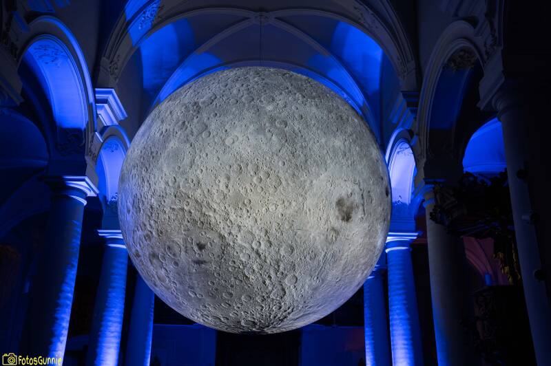 museumofthemoon-3.jpg