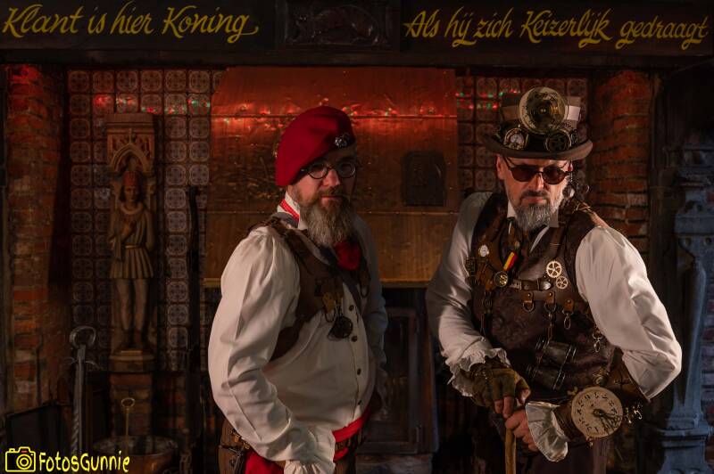 steampunkfantasyparty2022210-1.jpg