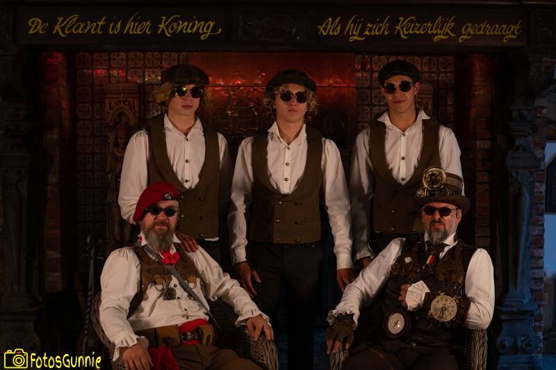 steampunkfantasyparty2022215-1.jpg
