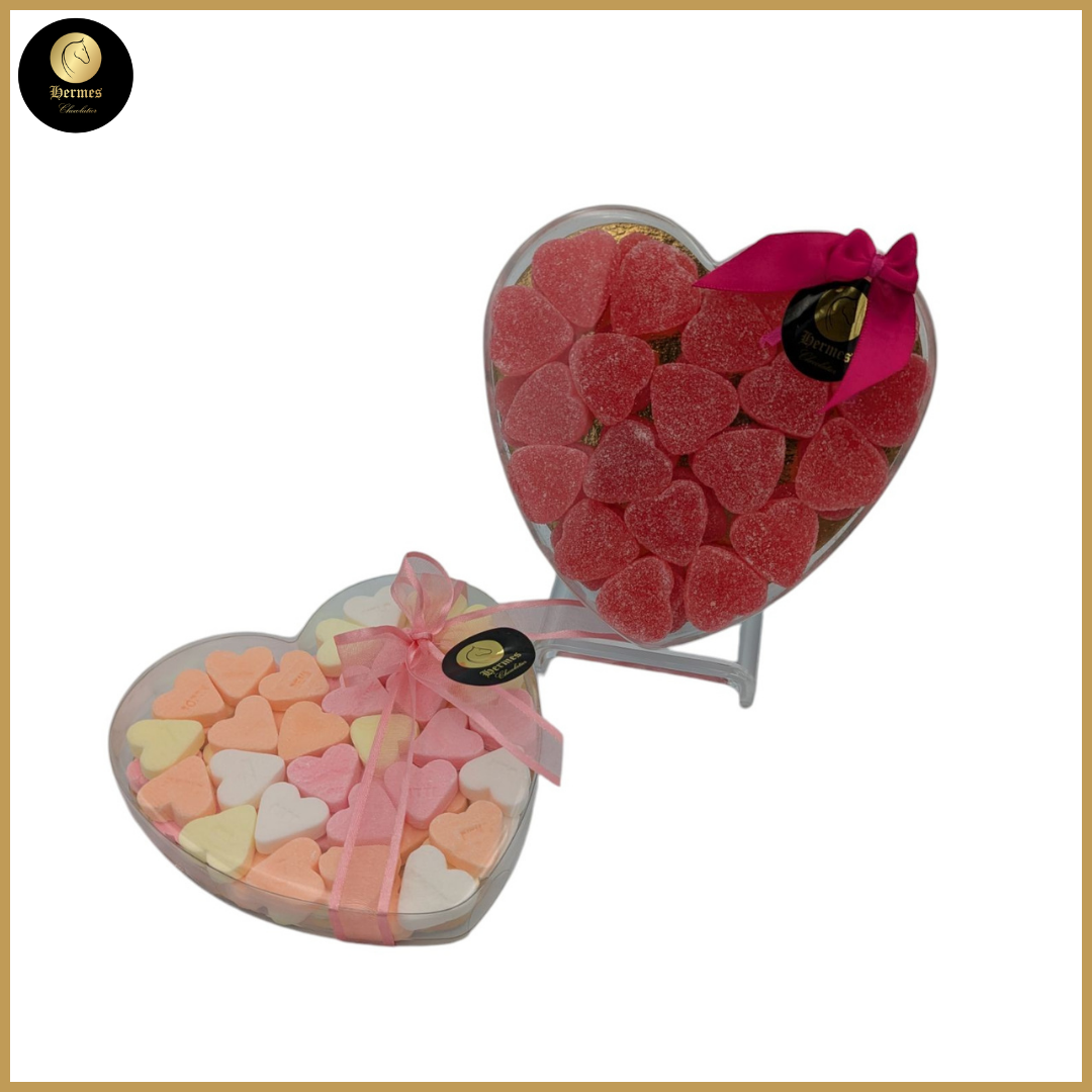 Hartendoosje gevuld met hartensnoep