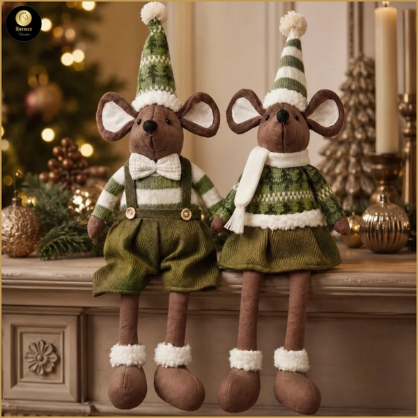 Zittend koppel muisjes, groene outfit 47cm