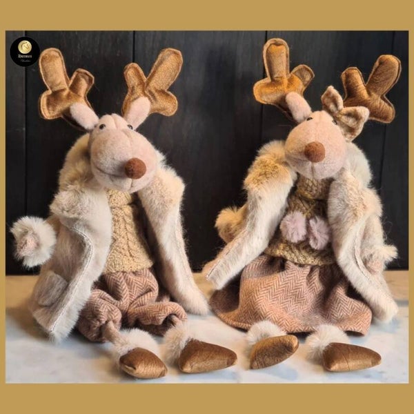 Zittende eland koppel beige/bruin met pels 45cm