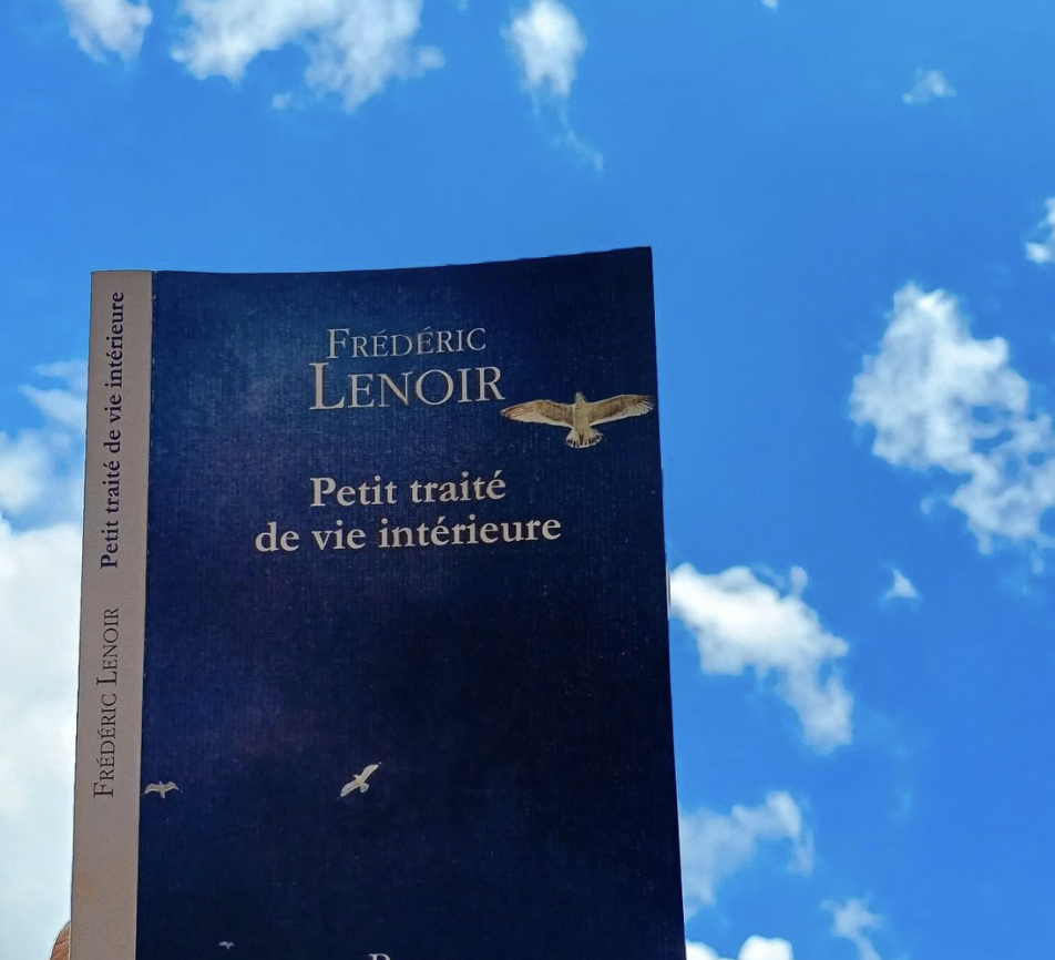 vivre plus librement, avec plus de conscience et de sérénité.