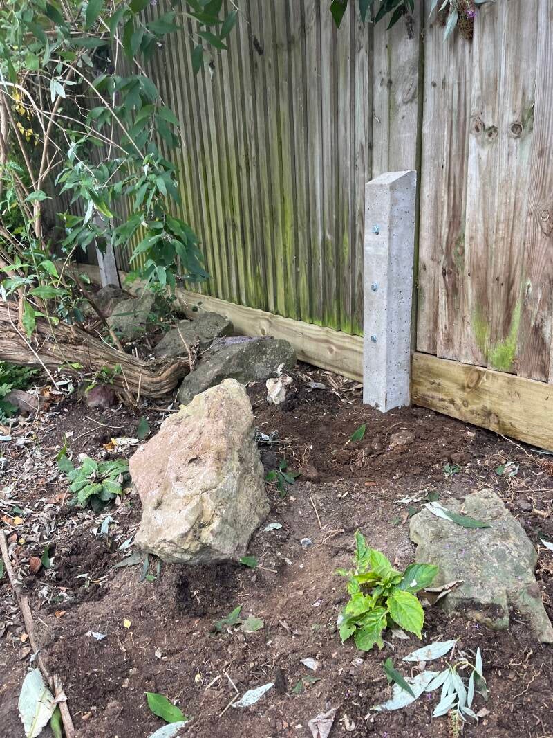 Concrete repair spur 