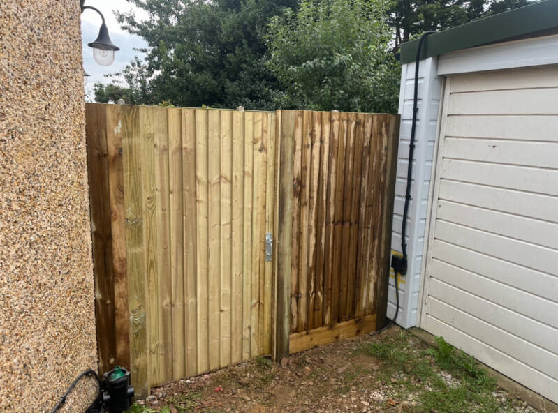 Closeboard gate 