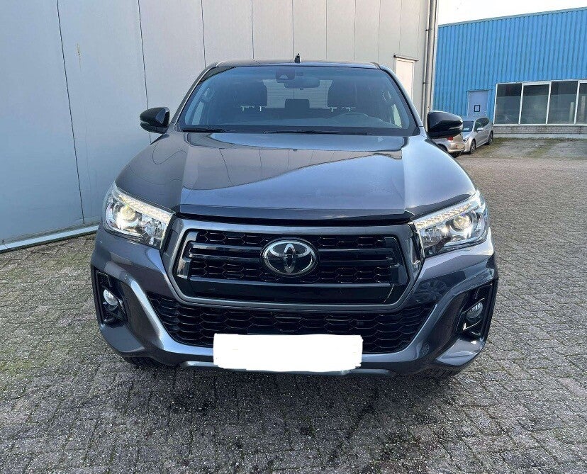 Toyota Hilux  2.4 D-4D A/T 4WD Double  Cab Executive+