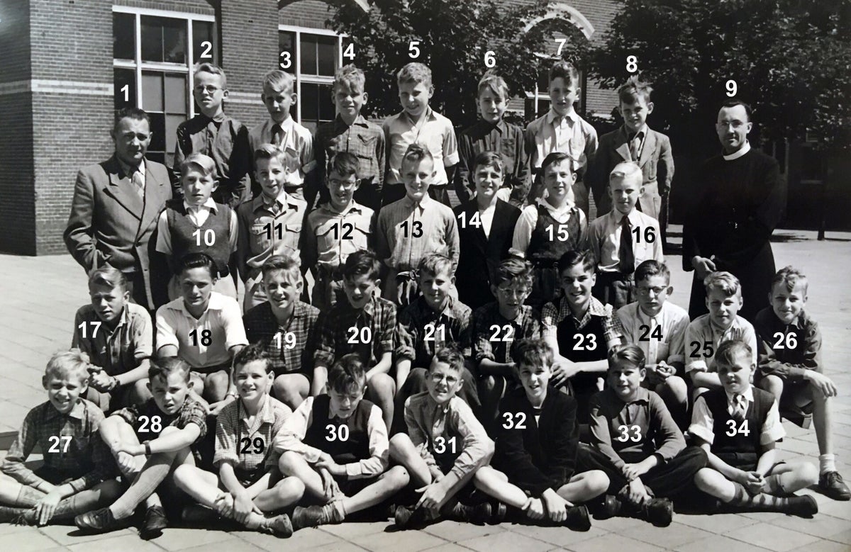 1952 / 1953 - klas 6b - Mr. van den Berg / Jaren 1951 - 1955 / Aloysius
