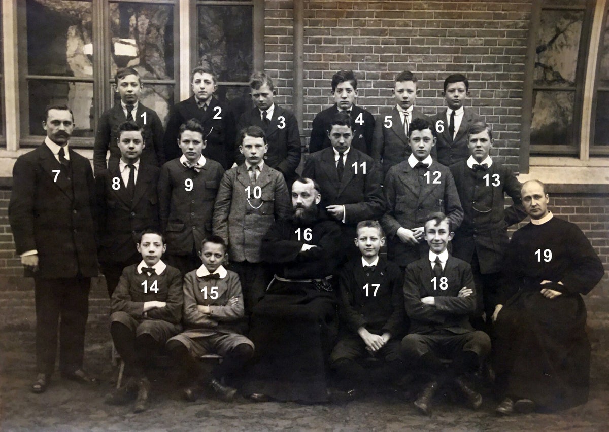 1915 / 1916 - 8e klas - Mr Johannes Koëter / Jaren 1900 - 1945