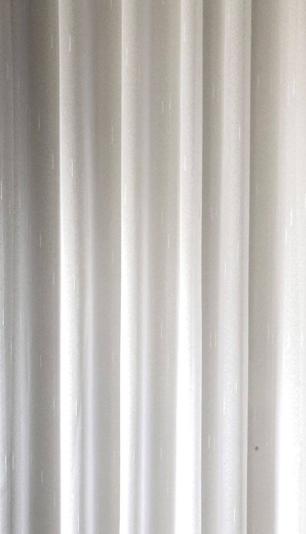 Vitrage 680 wit 280 cm hoog / breed