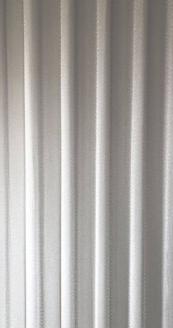 Inbetween metallic look 20 off white 295 cm hoog / breed