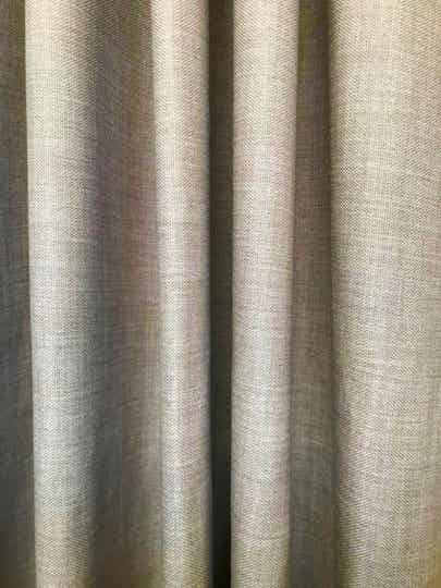 Aron beige 44 300 cm hoog / breed