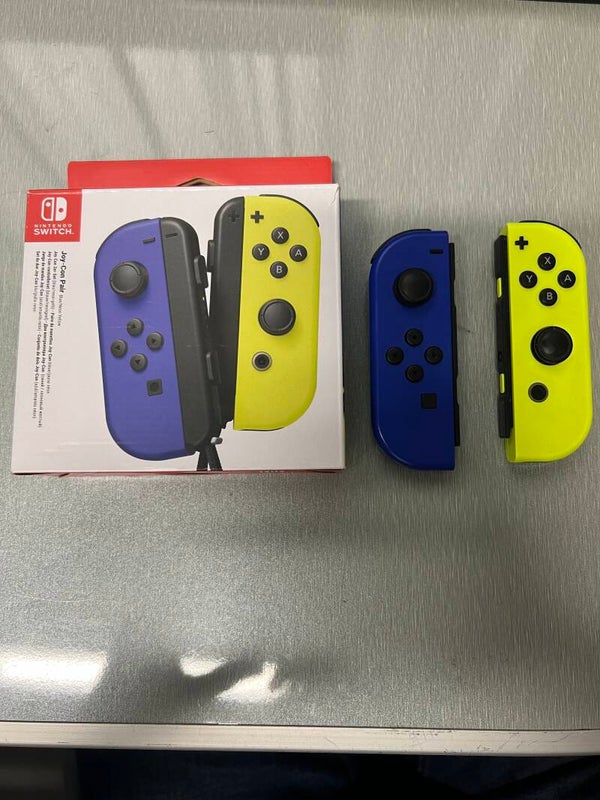 Nintendo switch joycons