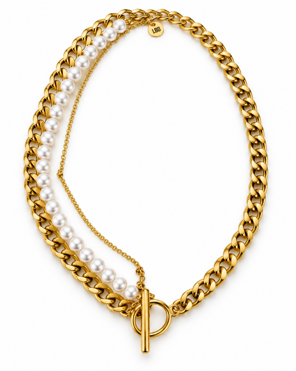 the roxanne necklace