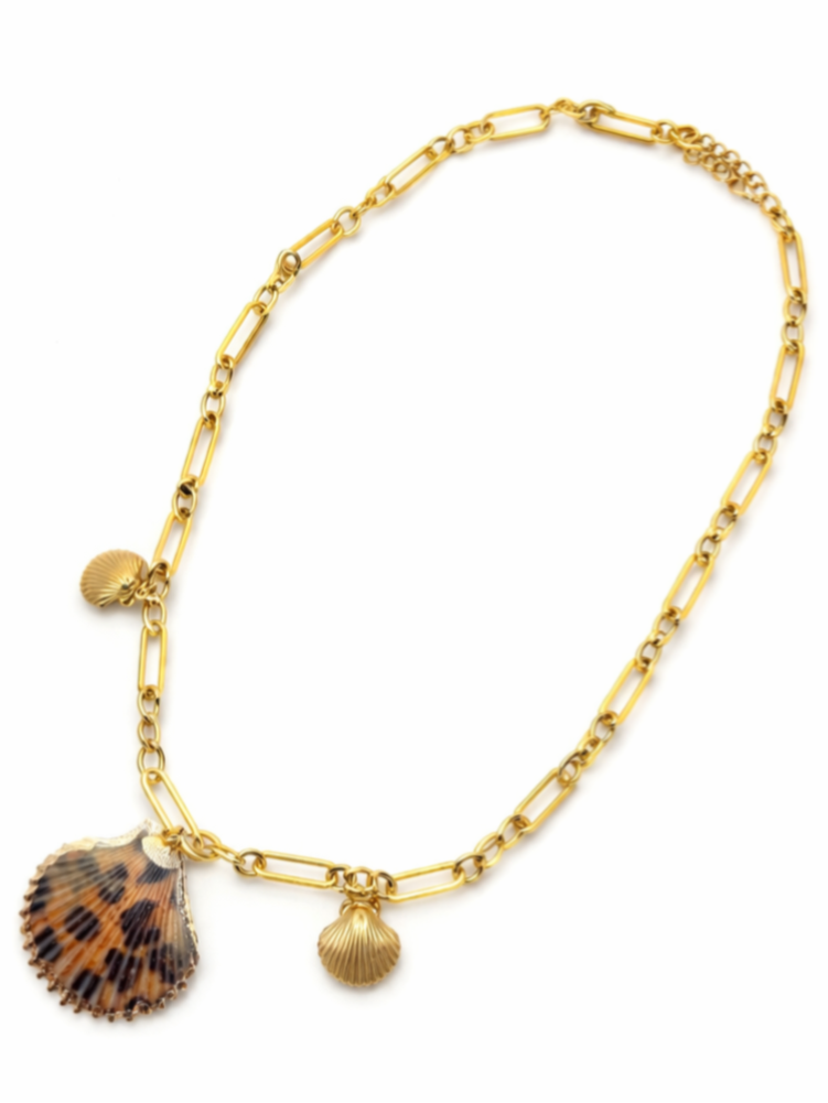 the leopard shell necklace