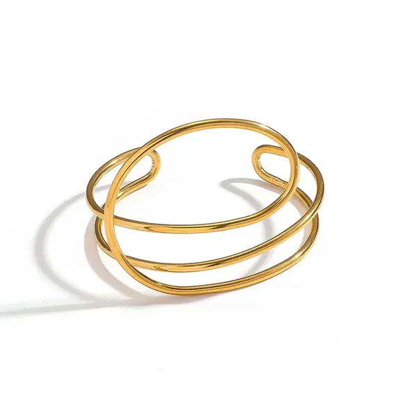 the Silmera bracelet