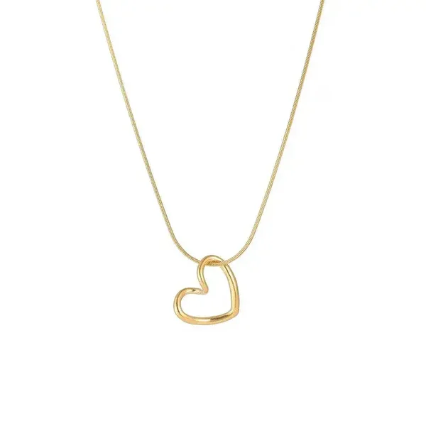 the heart necklace