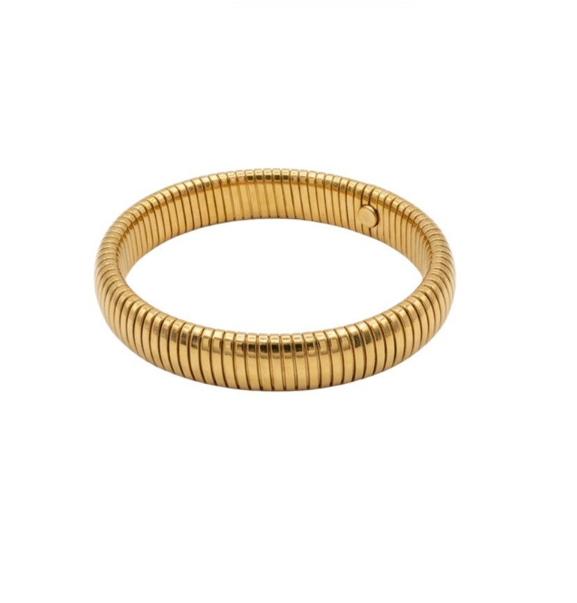 the front bracelet
