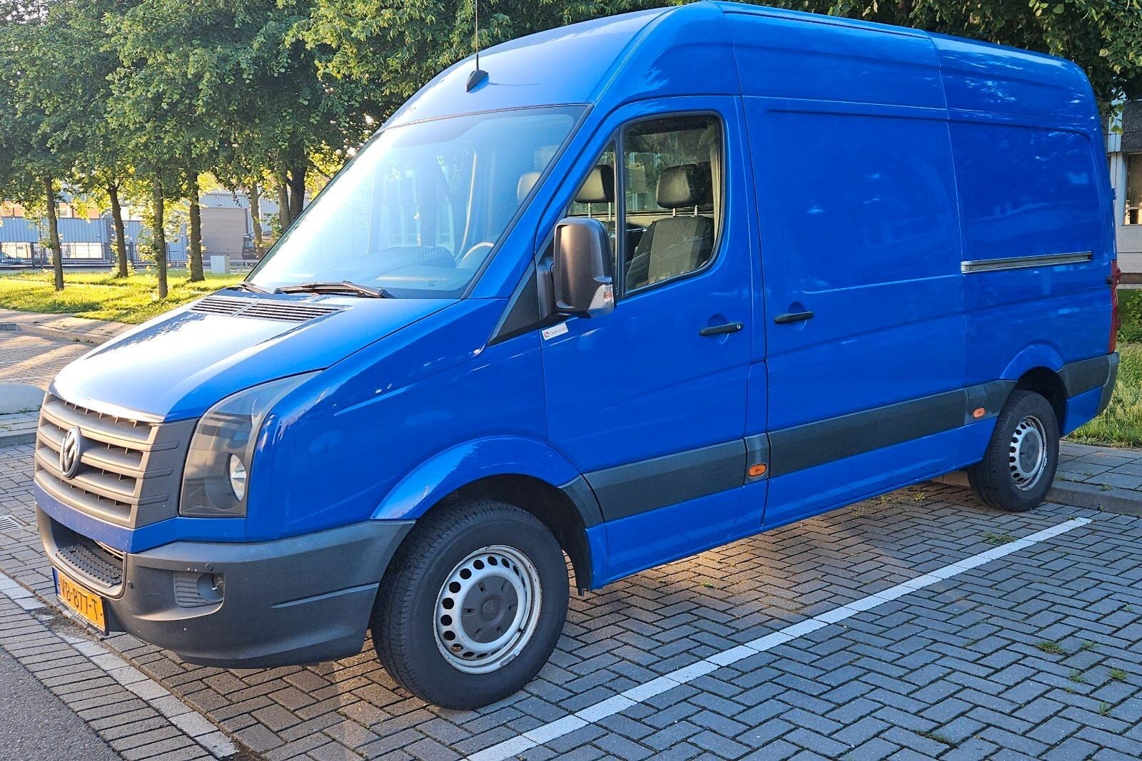 Volkswagen Crafter 2013 L2H2 2.0 TDI 80 kW Airco Euro5