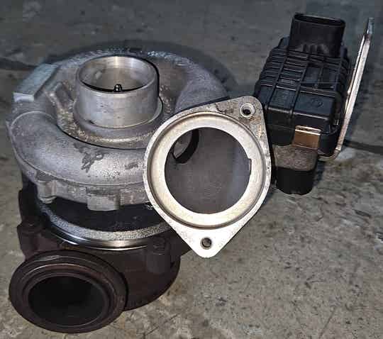 Turbo BMW E70 2008 3.0 xDrive 155 kW