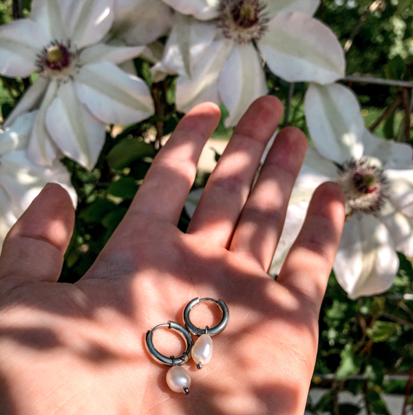 Silver Pearl Earrings
