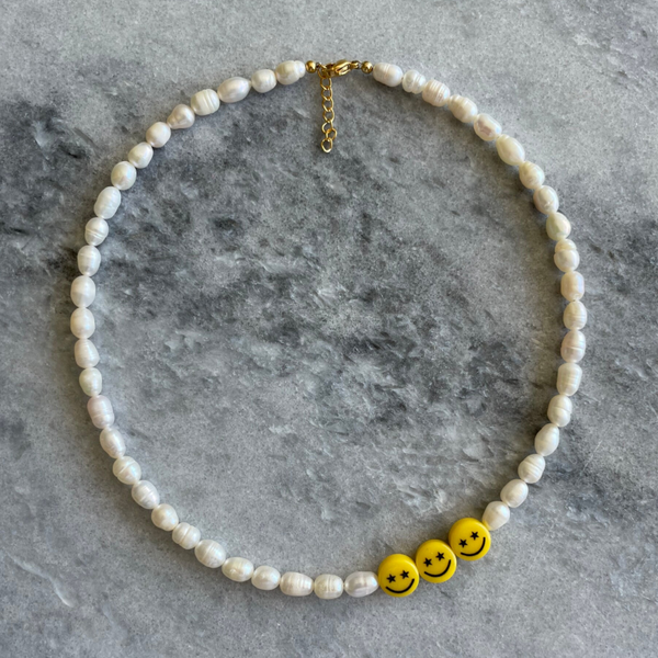Smiley Pearl Necklace