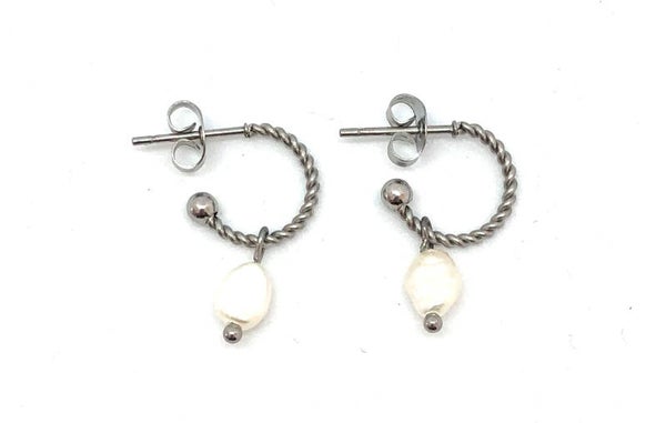 Silver/Pearl Twist Earrings