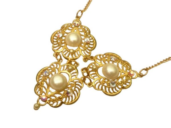 Filigranes Collier mit Perlen vergoldet, festlicher Schmuck, Kleid Halsschmuck,