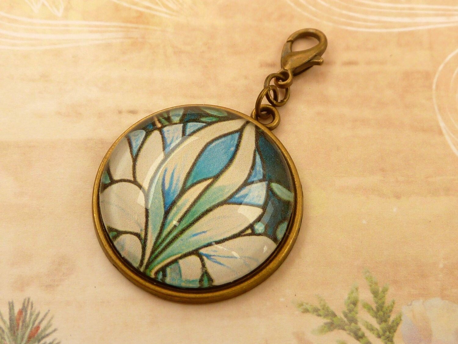 Großer Schmuckanhänger mit Jugendstil Design Motiv, türkis bronzefarben, vielseitig anwendbar