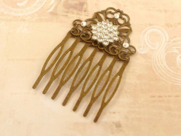 Kleiner Glitzer Haarkamm mit klaren Kristallen, Unikat Haarschmuck, ideal für festliche Gelegenheiten