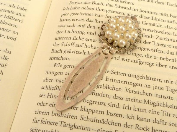 Exklusives Lesezeichen Im Vintage Stil, Unikat, mit Perlen und Strass Verzierung, silberfarben