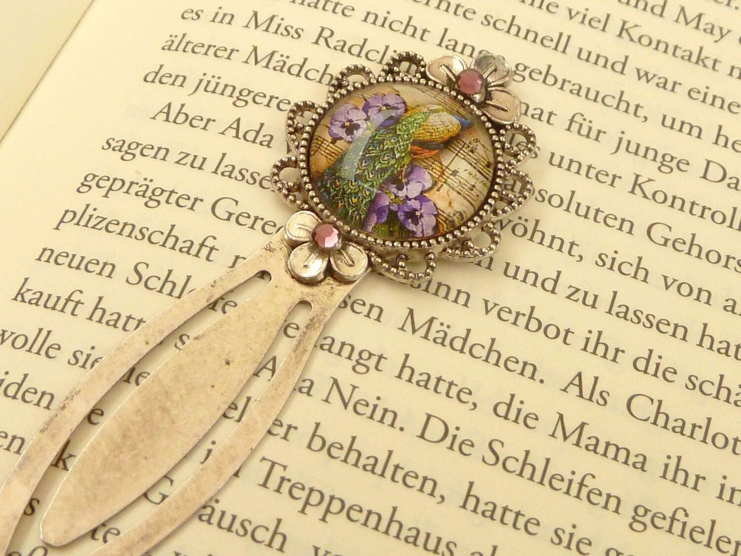 Lesezeichen Im Vintage Stil mit Pfau Cabochon silberfarben, Geschenk für sie,