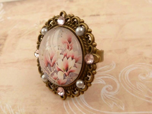 Großer Ring mit Magnolien Motiv bronzefarben Statement Schmuck