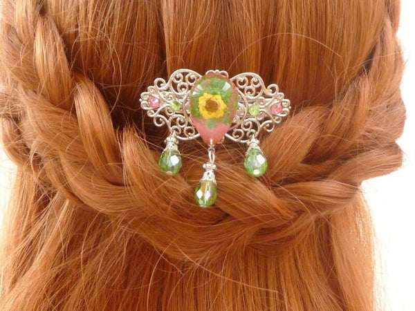 Kleine Haarspange mit Tropfen Cabochon und echten Blüten rosa grün silberfarben