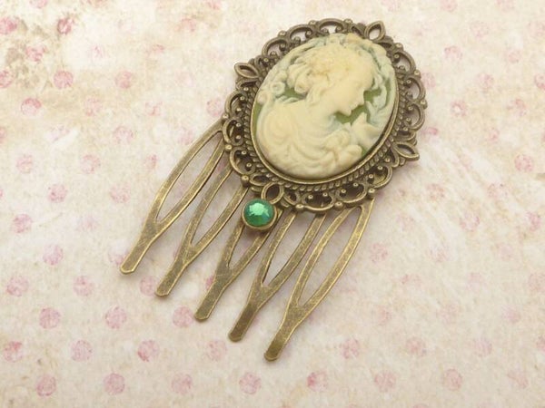 Kleiner Haarkamm mit Kamee grün bronzefarben nostalgischer Haarschmuck