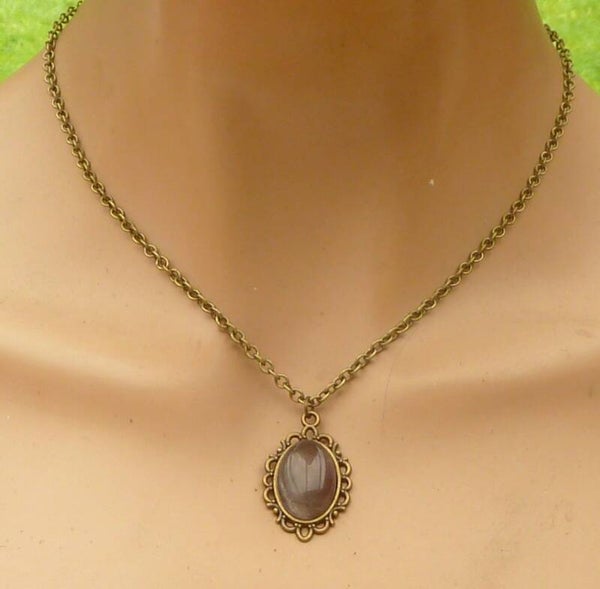 Feine Edelstein Halskette mit Amethyst Cabochon lila bronzefarben