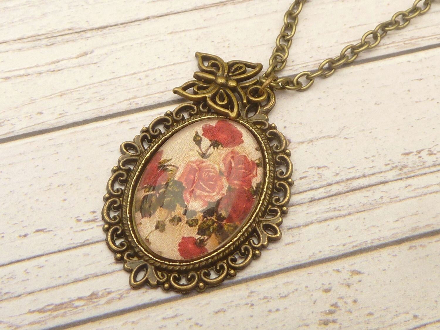 Sommer Halskette mit Rosen im Nostalgie Stil bronzefarben