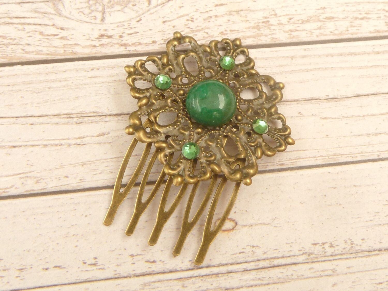 Kleiner Edelstein Haarkamm mit grüner Jade und Stern Ornament Seiten Steckkamm
