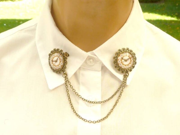 Edler Kragenschmuck Dekolletéschmuck mit Uhr Motiven zwei Broschen bronzefarben