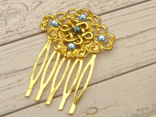 Kleiner Haarkamm mit keltischen Knoten goldfarben blaue Kristalle Irland Stil