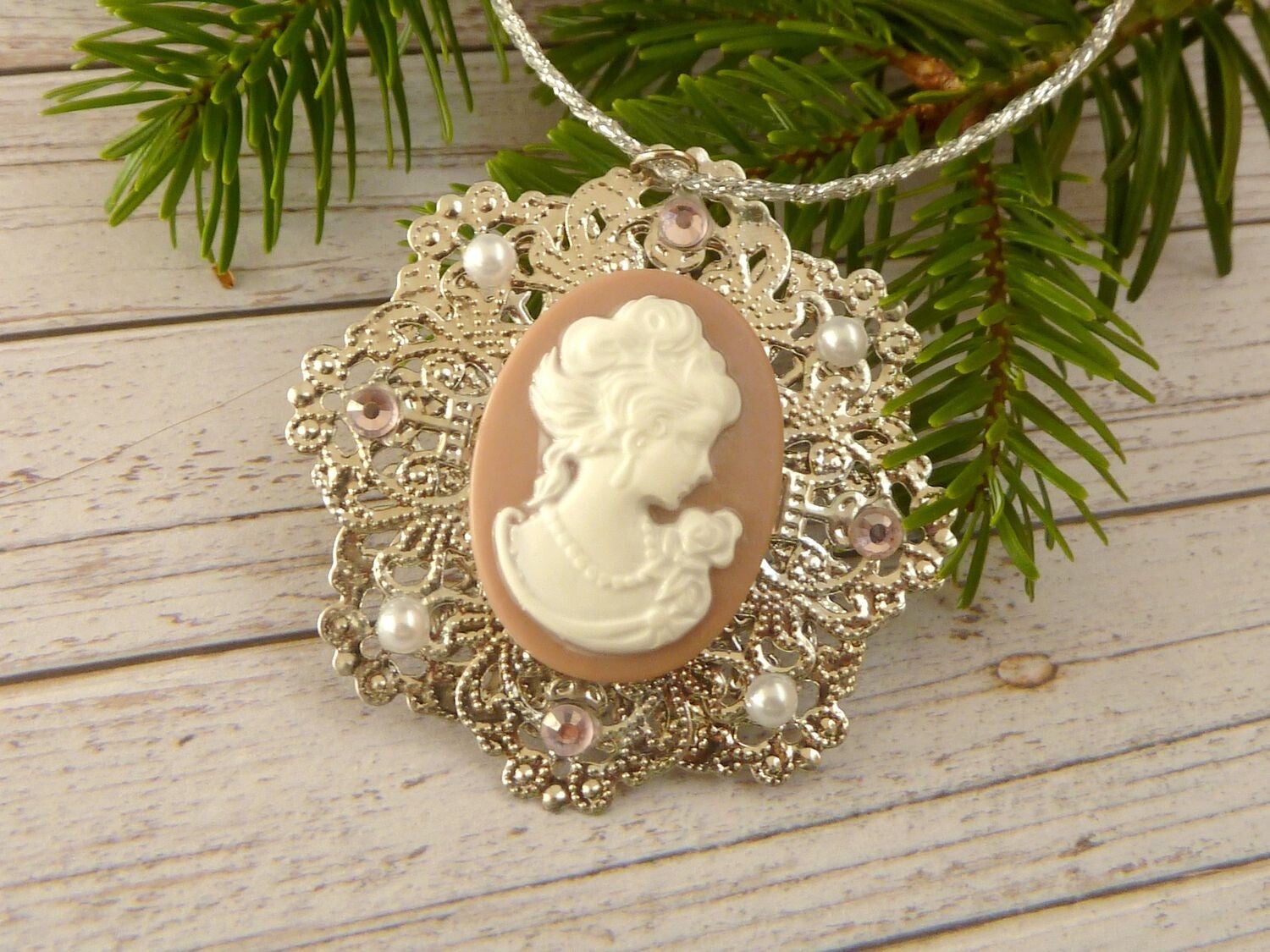 Edler Deko-Anhänger mit Kamee rosa silberfarben Christbaumschmuck