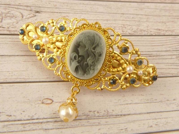Edle Haarspange mit feiner Kamee mit Dame goldfarben mit Perlen und Kristallen